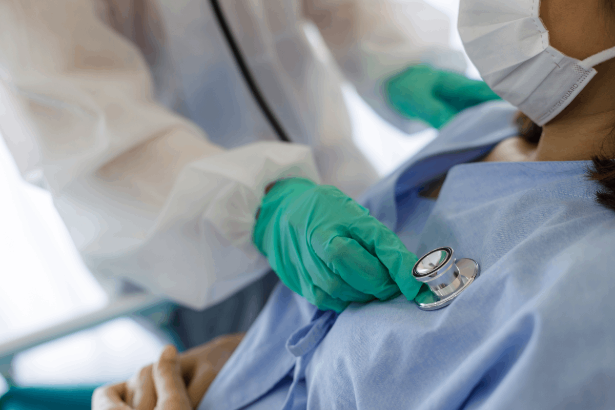 Cardiovascular Complications Associated with COVID-19